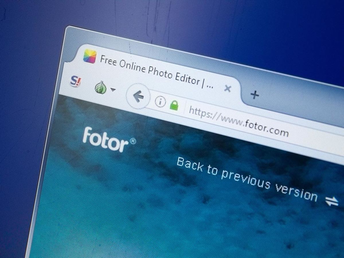 「無料の画像加工ソフト「Fotor（フォター）」の使い方。コラージュやレイヤー、シミ取り機能まで！
」の見出し画像