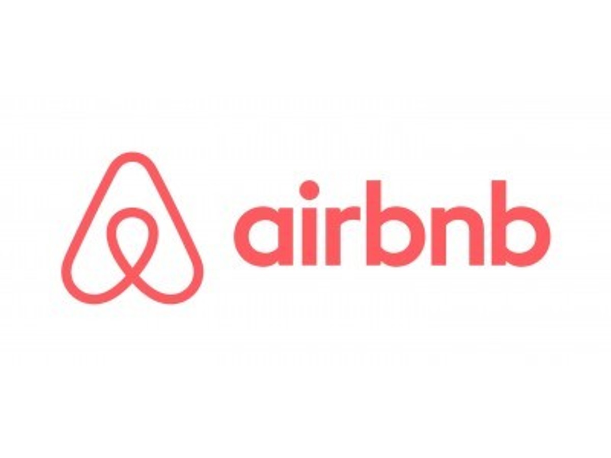 「Airbnb、日本で初のTVキャンペーン「Live There」をスタート」の見出し画像